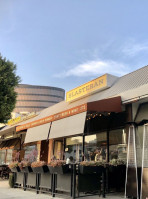Blasteran Beverly Hills food
