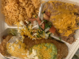 Valerie's Taco Shop food