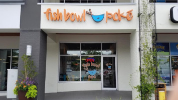 Fish Bowl Poké outside