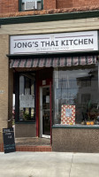 Jong's Thai Kitchen outside
