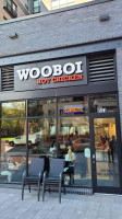 Wooboi Hot Chicken food