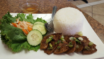 Ph? Vegan Asian Cuisine food
