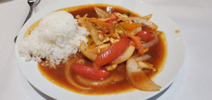 Lek's Railroad Thai food