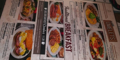 Huckleberry's Breakfast And Lunch food