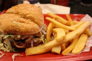 Red Robin Gourmet Burgers And Brews food