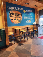 Willy's Mexicana Grill outside