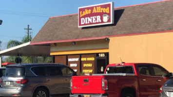 Lake Alfred Diner outside