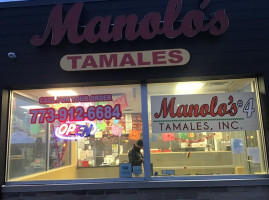 Manolos Tamales inside