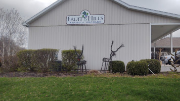 Fruit Hills Winery Orchard outside