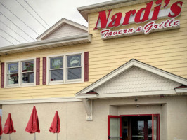 Nardi's Tavern outside