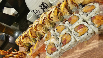 Ronin Sushi And food