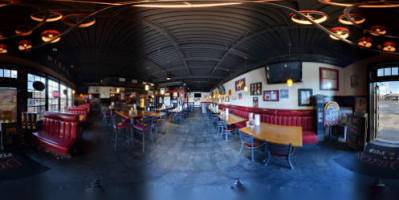 DiOrio's Pizza & Pub inside