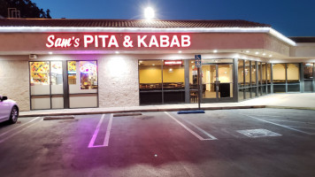 Sam's Pita And Kabab outside