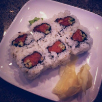 Sunny Sushi food