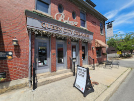 Queen City Creamery, Cafe Deli outside