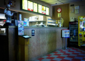 Frank's Pizza & Subs inside