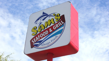 Sam's Seafood Grill food