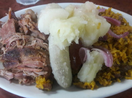 Sabor Del Caribe food