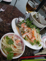 Saigon Landing food
