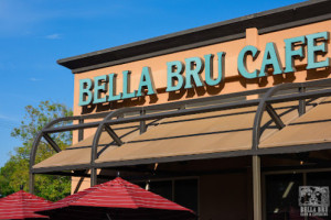 Bella Bru Cafe Catering outside