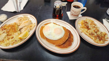 Romeo Coney Island food