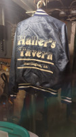 Haller’s And Grill food