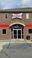 Sonic Drive-in outside