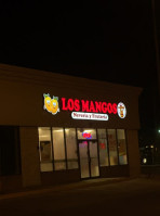 Los Mangos inside