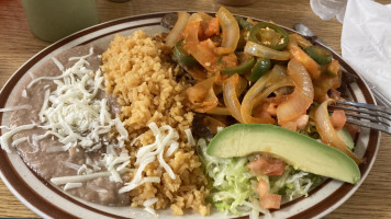 La Salsa (tacos Salsas Y Carnitas) food