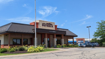 Outback Steakhouse Grand Rapids outside