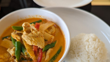 Siam Deluxe Thai food