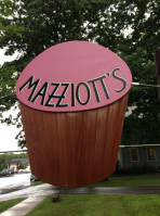 Mazziott's Bake Shop Cafe outside