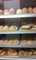 Arturo's Bakery food