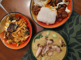 Rabbit Thai Kitchen food