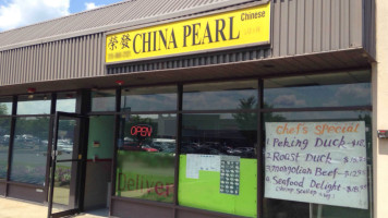 China Pearl Langhorne outside