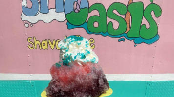 Snoasis Shaved Ice outside