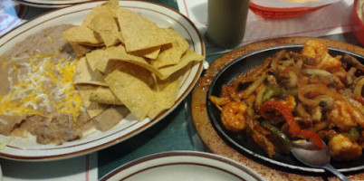 El Azteca food