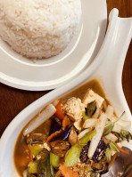 Spice Up Thai Eatery food