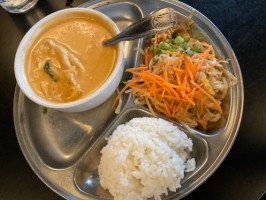 Thai Fusion Lounge food