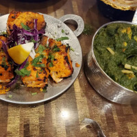 Tashan: Divine Indian Dining food