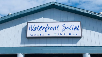 Waterfront Social food