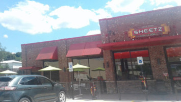 Sheetz outside