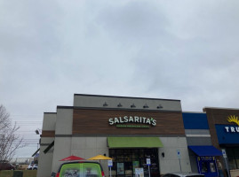 Salsarita's Fresh Mexican Grill outside