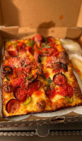 Toss Fire Wood-fired Pizza food