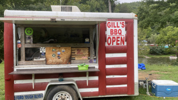 Gill’s Bbq And Catering Service outside