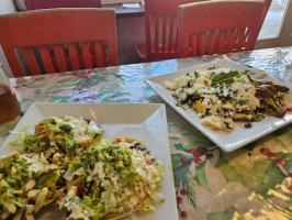 El Tacuate Mexican food