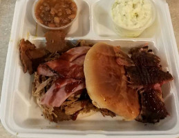 Big Ron's Bbq Barn Hickory Hut food