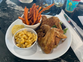 Southern Comfort And Lounge food