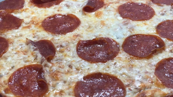 Lombardo’s Pizza Of Jenison food