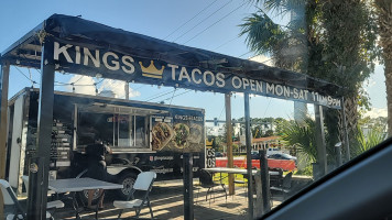 Kings Tacos inside